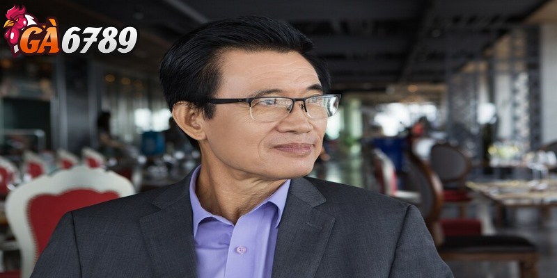 Hoàng Sơn là một doanh nhân thành công trong lĩnh vực cá cược trực tuyến